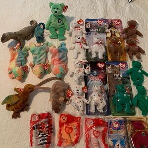 24 Beanie Babies with Tags